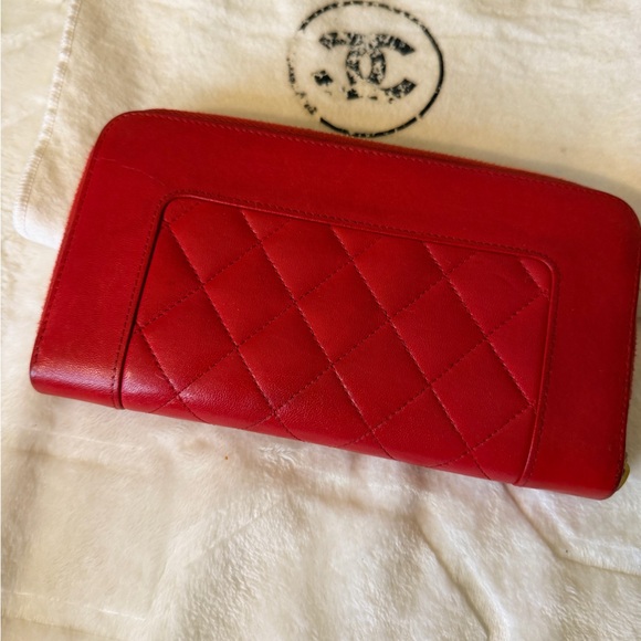 CHANEL Mademoiselle Coco Mark Zip Around Wallet in Red - Picture 2 of 16